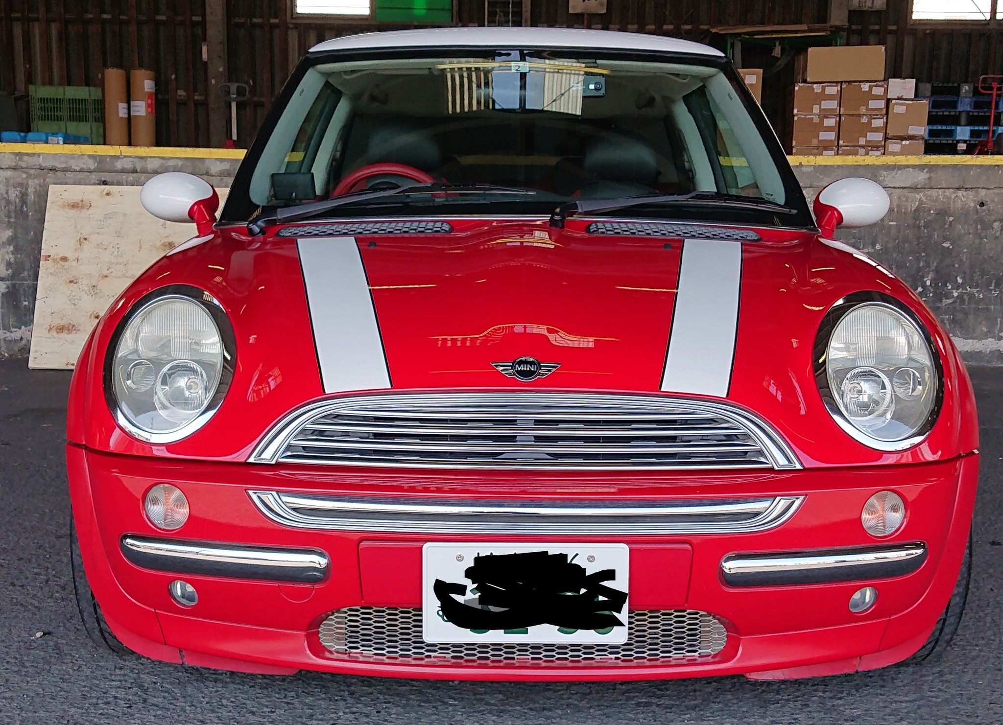 Boss 永遠の王子補佐 赤いミニクーパーは世代的にシティーハンターの冴羽獠なので個人的には カッコイイ なのだが 買ってから周りの女の子に言われるのは カワイイ なんだよなぁ まぁ高評価なので大満足ですwww