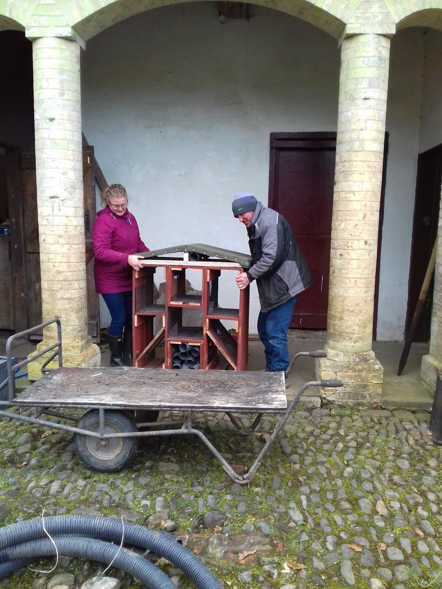 WassandHall's tweet photo. Today at Wassand our #minibeast #bughotel is nearing completion. Summer has been collecting materials to go inside while Kevin has been a superstar for constructing it! #reused #recycled #outdoorfun 🐌🐜🐞 https://t.co/20Xu4Cql3s