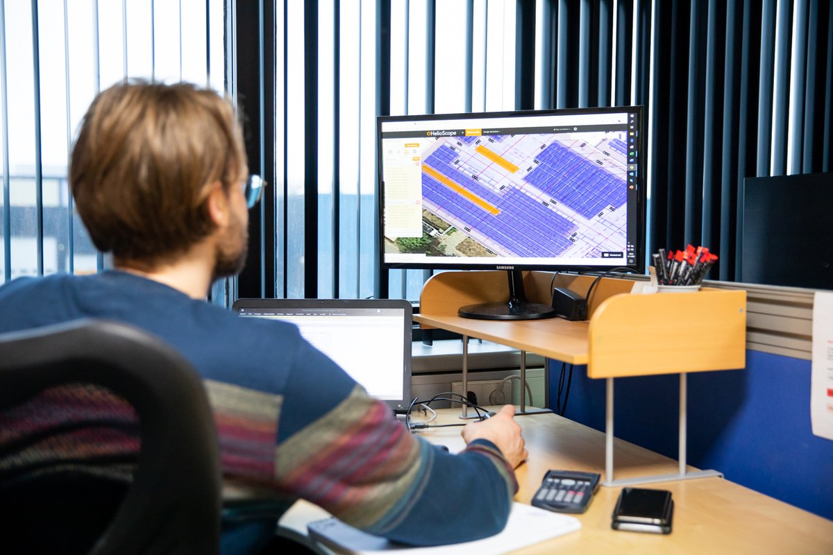 Altijd al willen werken in de solar branche? Dan is dit je kans! Wij hebben de volgende vacatures openstaan:

- Jr. projectmanager Zonneparken
- Werkvoorbereider
- Service-/Onderhoudsmonteur PV-systemen

Kijk op onze website voor de vacatures! profinrg.nl/over-ons/werke…