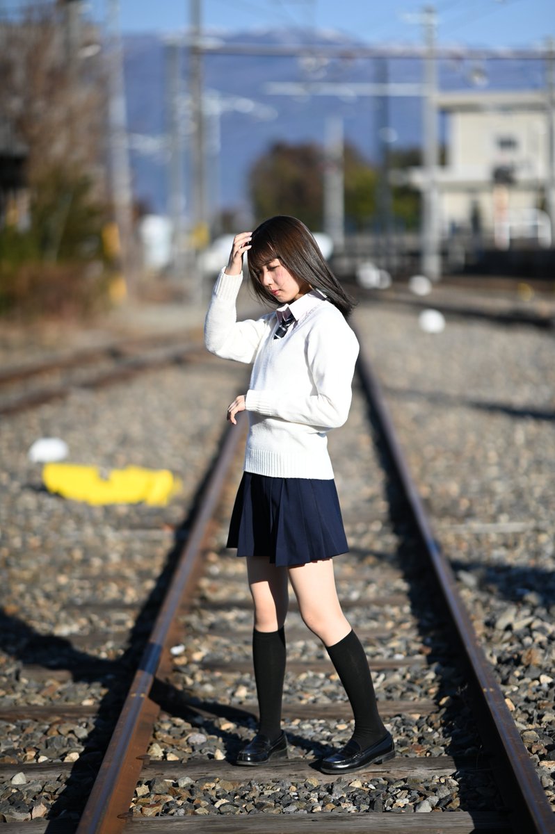 HolorinHikaru's tweet photo. 2/11 #夢宮まりあ @twinkle_kmmc07 さん #キミマチ撮影会 から（７）。

新村車両基地🚃にて😊
(#アルピコ交通 様全面協力のもと安全に配慮して撮影しております）

#上高地線 #新村駅

#松

#NIKON #D780 #AFS105(AF-S NIKKOR 105mm f/1.4E ED) https://t.co/ppbk1kLF8q