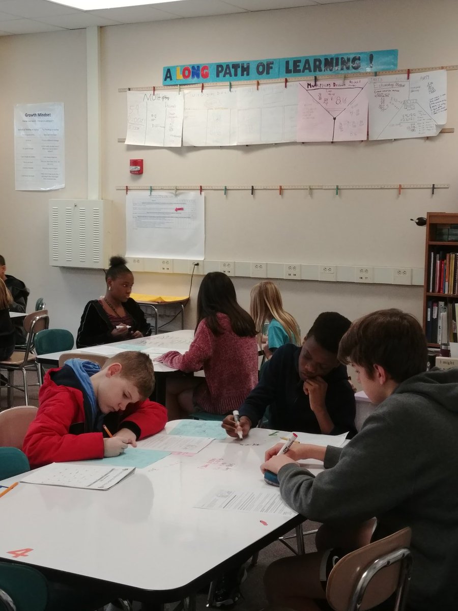 DGrahamHRMS's tweet photo. Loving the @HollyRidgeMS #NJHS students who have volunteered to tutor their 6th grade peers in #math #FutureLeaders #ProudTeacher https://t.co/rd3J2PWL8V