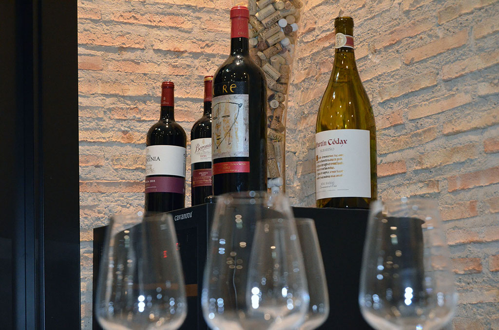 Salamero13's tweet photo. 😍Para tus grandes #eventos familiares, no dudes en contar con #Restaurante #Salamero13. ¡Descubre todos nuestros #menús en nuestra web!😍  #Zaragoza 
✅ https://t.co/C4NFSrC8Hw ✅ https://t.co/lKzviMNMhK