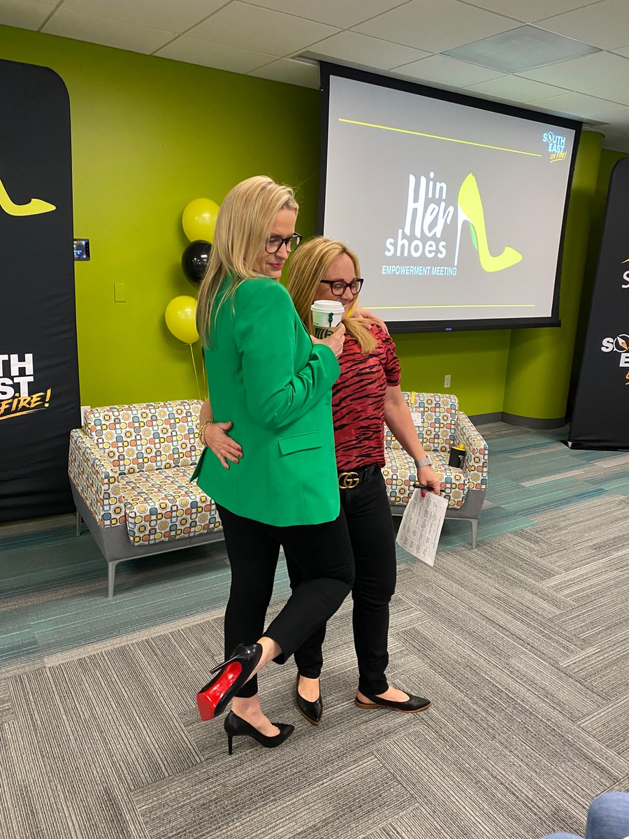 Karen Harris tweet media