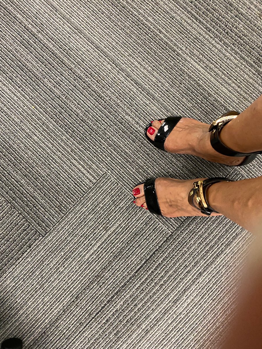 Karen Harris tweet media