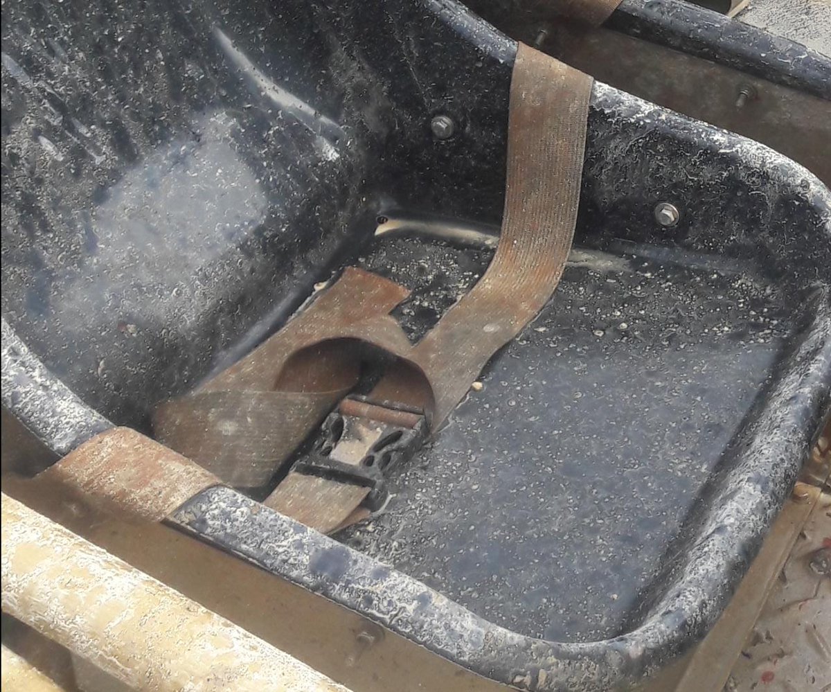 funbuggy's tweet image. #intrant #DIGESETT , cuando instituciones no sirve esta a la vista, para el intrant eso es considerado un cinturón de seguridad,hecho de bandas para cama y con una Hebilla, cerradura de SI PLASTICO. cuidamos el turista??? de metal con un engancho hecho en casa