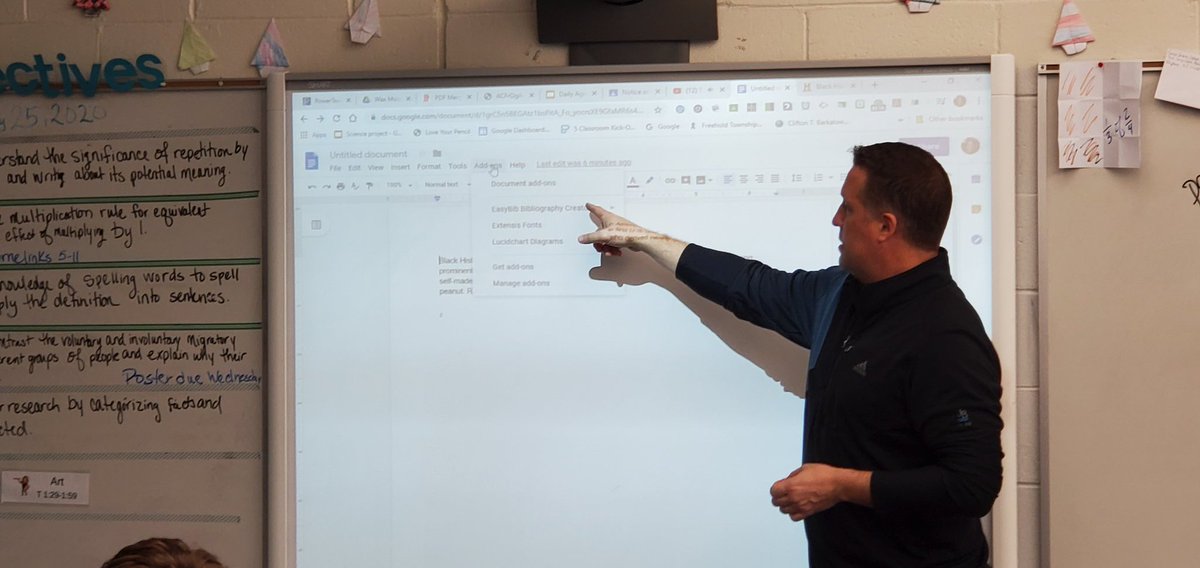 MrsSBillings's tweet image. Thank you @lovelandtech for coming in today to review how we can footnote using the #exploretool in #googledocs and also by using @EasyBib.
@NTSD1to1tech @NeptuneGGrove @DrSAMillaway @NeptuneSchools