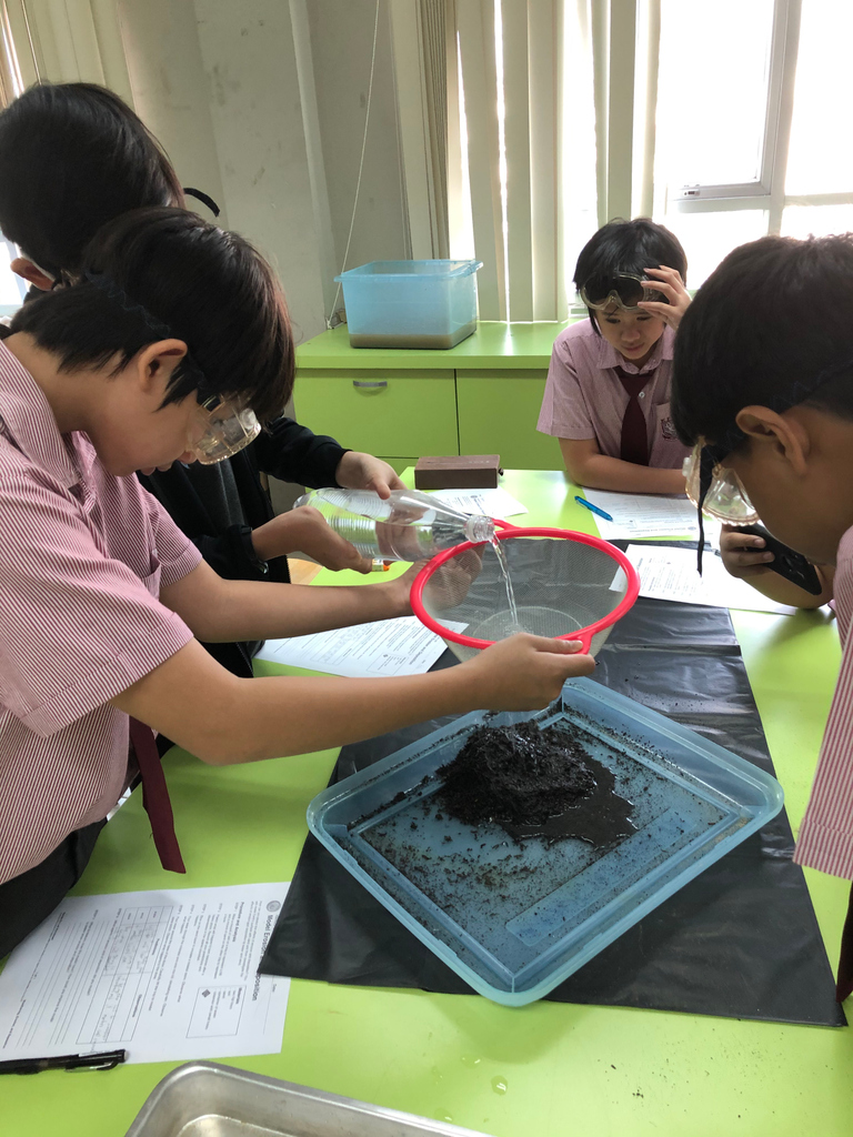 KPIS International School on Twitter: "🔬KPIS Middle School Science Lab ...