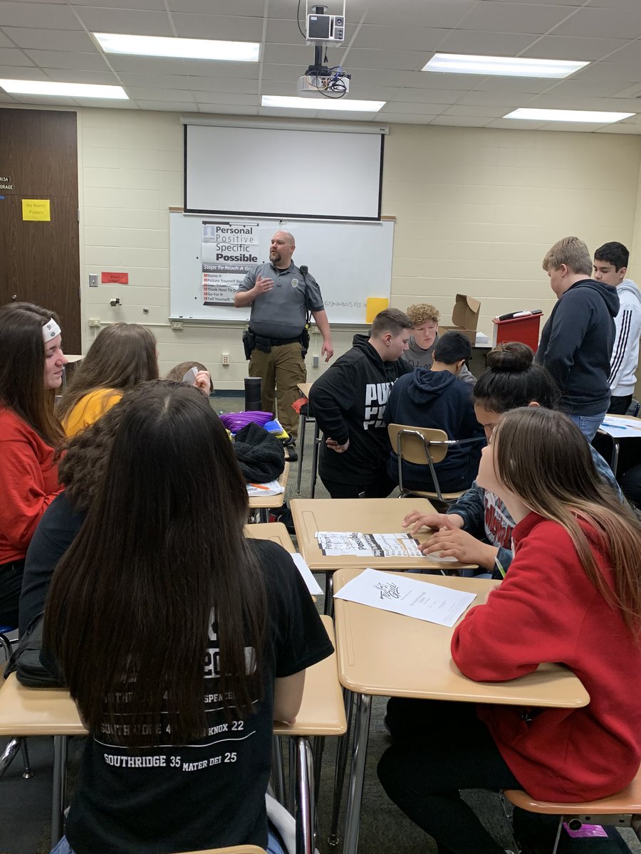 SMS-Raiders tweet media