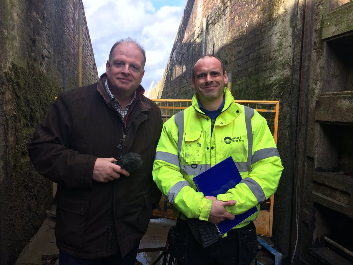 Absolute pleasure to show <a href="/9amben/">Ben Jackson</a> around as we replace lock gates at Foxton Locks. Listen in to <a href="/BBCLeicester/">BBC Leicester</a> this week to hear about the works and how you too can stand at the bottom of a drained lock