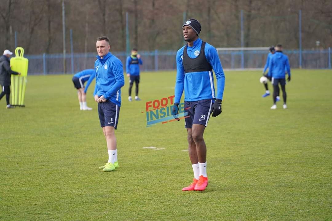 footinsidegn's tweet photo. Dans le prochain numéro de Foot Inside, le milieu du Slovan Liberec Kamso Mara. Peu connu du public guinéen, Mara s'est fait un nom dans le championnat de Ligue 1 Tchèque. Découvrez très bientôt l'histoire du nouvel international guinéen sur @Cismediasgn et nos différents réseaux https://t.co/v8q455nvXe