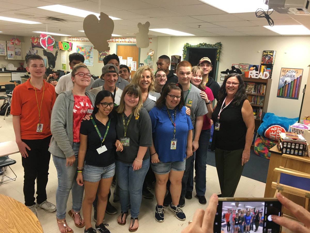 Sue Connell tweet media