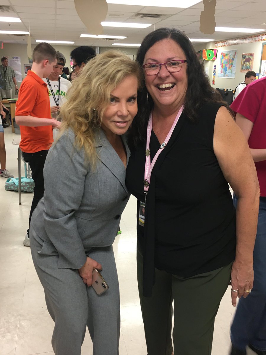 Sue Connell tweet media