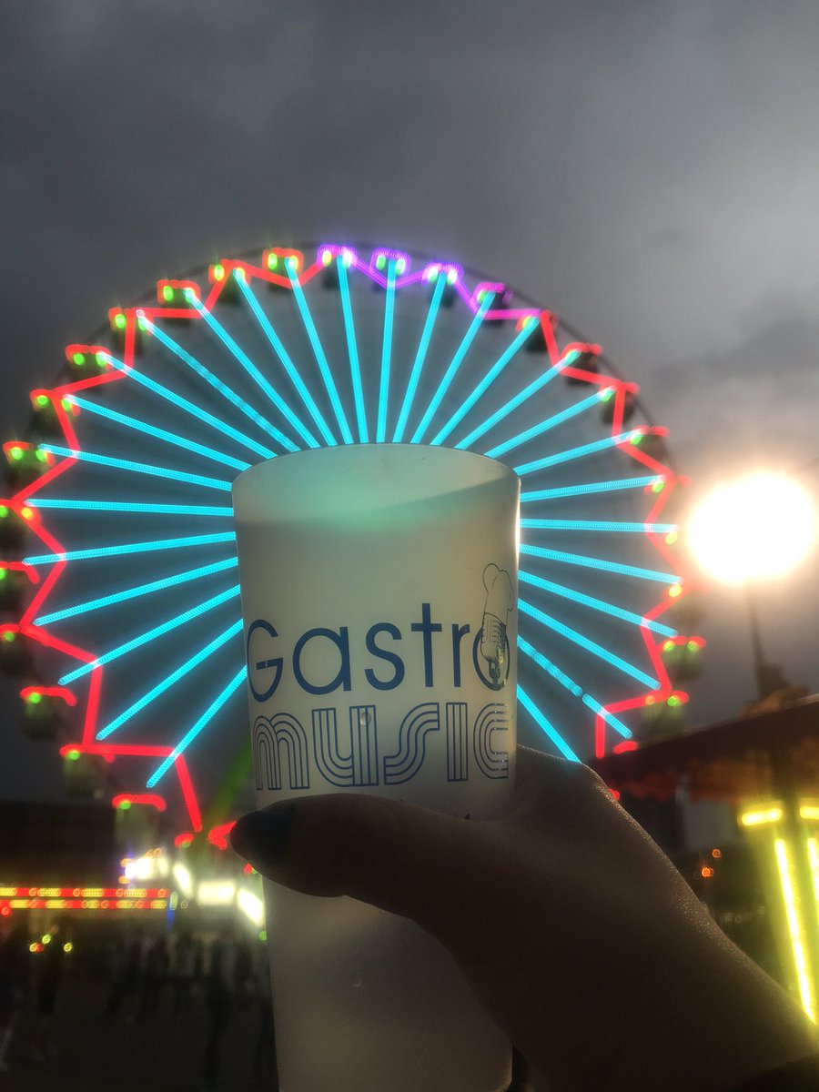 ¡Desde Gastromusic Tenerife te deseamos Feliz Carnaval! 🎊🎭 ¡Nos vemos en las calles! 💃🏻

#Gastromusic2020 #Tenerife #Carnavaldetenerife #Carnavalenlacalle #Noria #Feria #Gastronomia #arona #Talleres #Slowfood #ApostandoPorLoNuestro