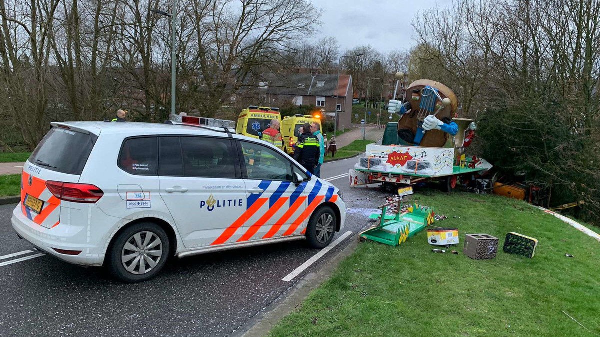 L1mburg Centraal: Fataal ongeval met carnavalswagen in Meerssen: Priesterstudent is prins carnaval in Landgraaf, André Rieu dirigeert zaate hermeniekes en meer Limburgs nieuws.....