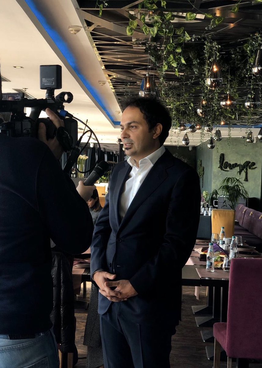 helloradu's tweet image. Proud to announce today 18 Lounge as the newest restaurant in our group! ❤️
By operating NOR - Sky Casual Restaurant, Cișmigiu - Bistro La Etaj and 18 Lounge we are the leading Romanian company for Sky Restaurants! ☀️
We're looking forward to welcome you with a lot of smiles! 🤗