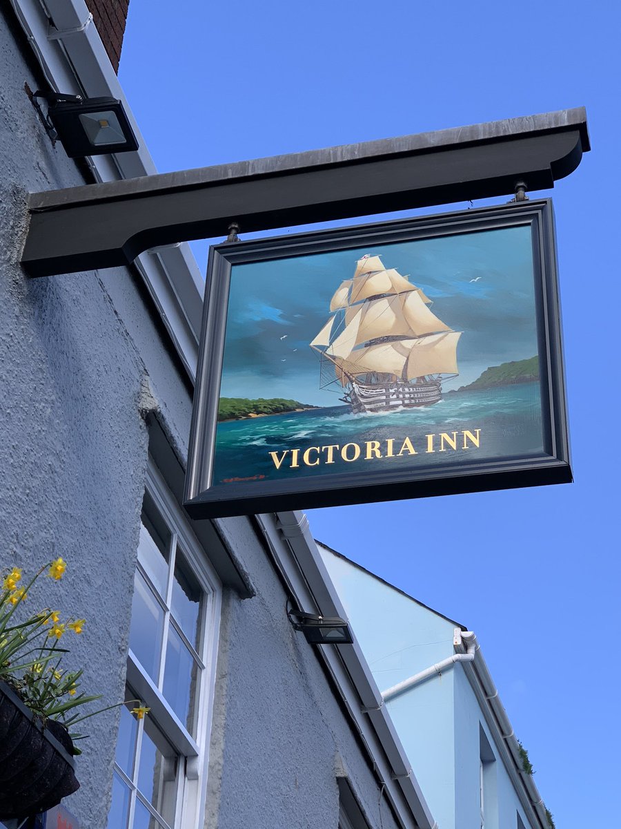 Blue skies teased us this morning while our new signage was installed! <a href="/StAustellBrew/">St Austell Brewery</a> <a href="/SalcombeTIC/">Salcombe Information</a>