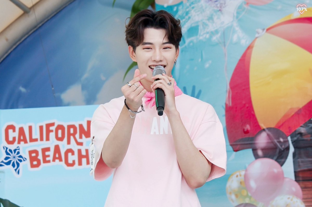 jinseo_com's tweet photo. 💛20200226 데뷔2주년💛 

#엔티크 #NewTrendIcon #ntic #진서 #jinseo #4mm #무대장인_진서 #평생_같이가자 @jinseo_shin 💛 

데뷔해줘서 고마워 제일 자랑스러운 
울 애기٩(๑❛ᴗ❛๑)۶ 힘든일이 있더라도 밝은 울 진서보며 나도 힘을내 ღ 고마워 진서야 그리고 사랑해 우리와 오래함께해줘💓 https://t.co/YLyjV2TscC