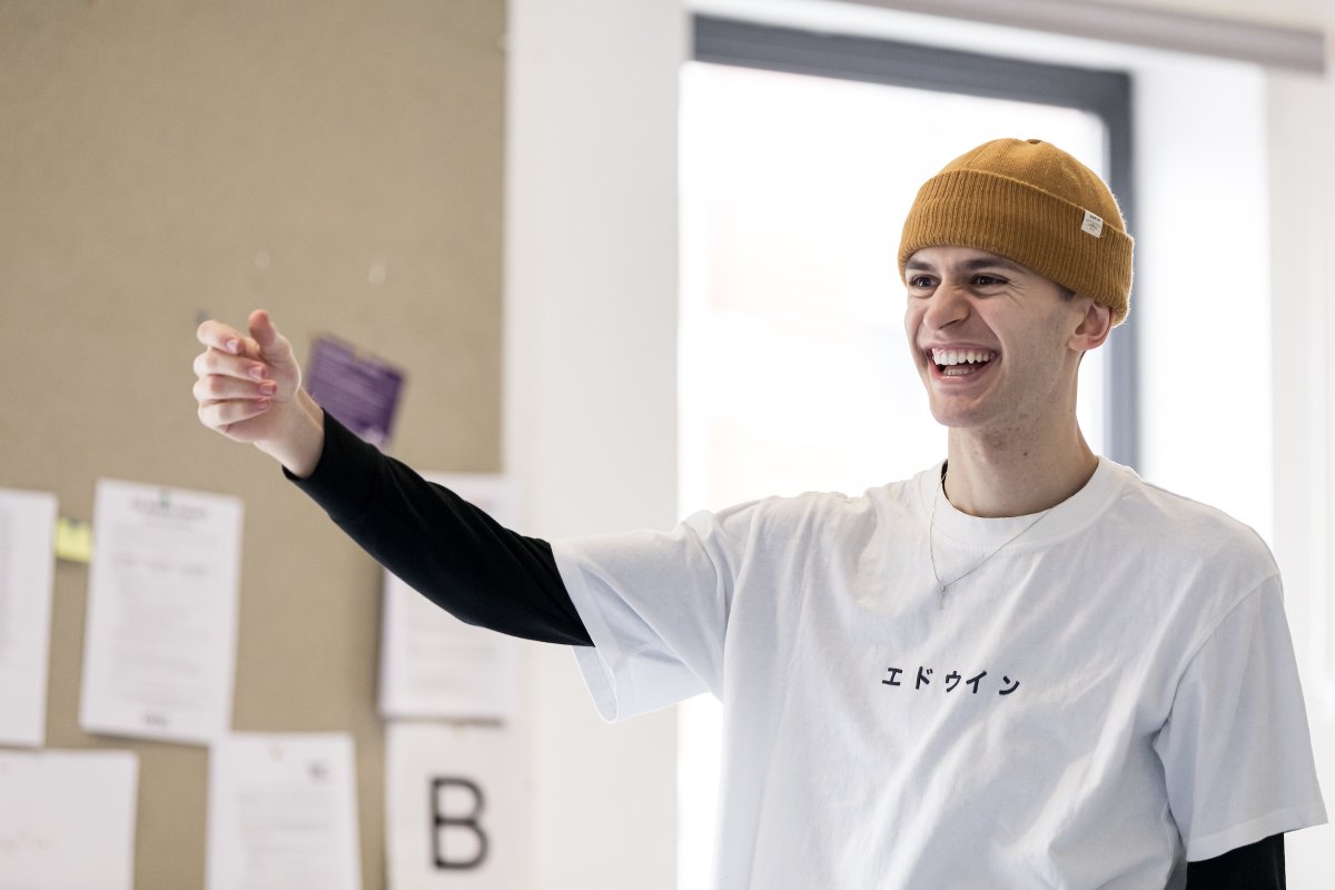 "What Josh Azouz has achieved with #TheMikvahProject – much like Call Me By Your Name does – is give the viewer a window into a relationship between two people without judging, fetishising or over-analysing it" 

<a href="/JoshZare/">Josh Zaré</a> talks to <a href="/theatre_weekly/">Theatre Weekly</a> 
>> theatreweekly.com/interview-josh…