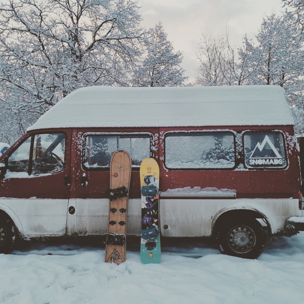 Our Beatstraveller <a href="/FrankieSalt/">Frankie Salt</a> heads to Bulgaria for <a href="/Snomads_Ski/">Snomads</a> soon! Watch this space... mag.beatstravel.com/p/b64a77c2-390…
