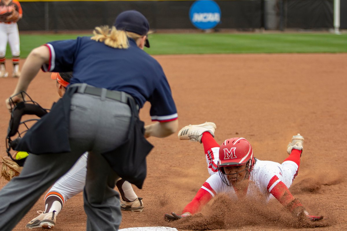 Miami Softball tweet media