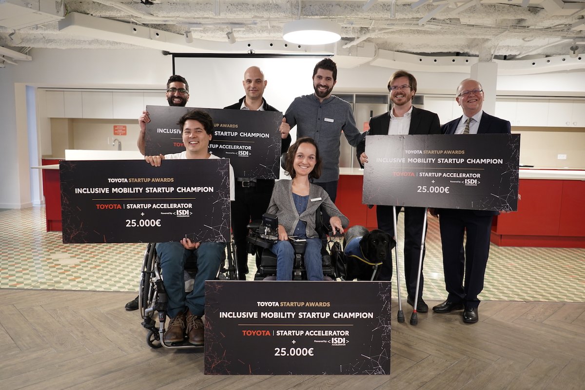 ISDI_edu's tweet photo. Noticias increíbles desde los #ToyotaStartupAwards! El nivel ha sido tan alto que hemos decidido premiar y acelerar a una startup más.
¡Enhorabuena, champions! @ProsFit #SeamlessVision @sociabilityapp y @Wheeliz_fr
Mención especial a @AbleHumanMotion, que entra al programa!! https://t.co/U1YFXPlsl6