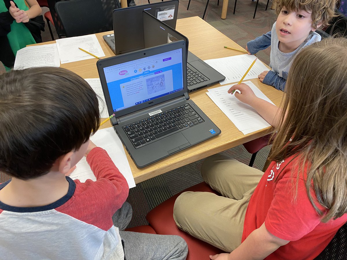 CangroLib's tweet photo. First graders are working in pairs or trios researching animal habitats on Pebble go in the library for their PBL. We are collaborating to find the information. #fcpspog #fcpspbl @Clermont_ES @FCPS_LIS https://t.co/iaj6XtbFDd