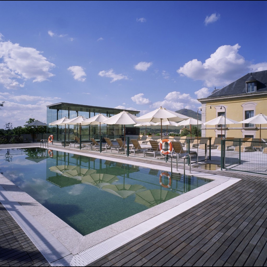 Estos son los espacios más encantadores para celebrar tu ceremonia paradores.site/ceremonias-boda 

#mecasoenparadores