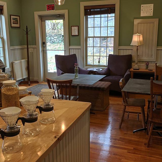 BrewtusRoasting's tweet photo. Stop by the @commoncrum and grab a tasty breakfast sandwich and some fresh @brewtusroasting coffee! #fresh #pourover #craftcoffee #coffee #coffeedaily #coffesh #coffeeyouneed #specialtycoffee #upstateny #craftroast #coffeetime #thirdwavecoffee #delmar #e… https://t.co/ODbQCFm9Zv https://t.co/9IeLVeP2N3
