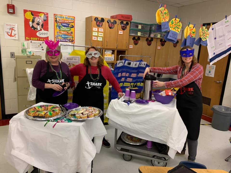 Smith Station Elementary (@smith_station) on Twitter photo Teachers got a Fat Tuesday treat today with King Cake and coffee delivered to their rooms from the Admin Crew! <a href="/mrskpendergraft/">mrskpendergraft</a> <a href="/Tcagle14/">Tcagle</a> <a href="/SpotsySchools/">Spotsylvania County Public Schools</a> #teachersdeserveit #feedtheteachers Teachers got a Fat Tuesday treat today with King Cake and coffee delivered to their rooms from the Admin Crew! <a href="/mrskpendergraft/">mrskpendergraft</a> <a href="/Tcagle14/">Tcagle</a> <a href="/SpotsySchools/">Spotsylvania County Public Schools</a> #teachersdeserveit #feedtheteachers