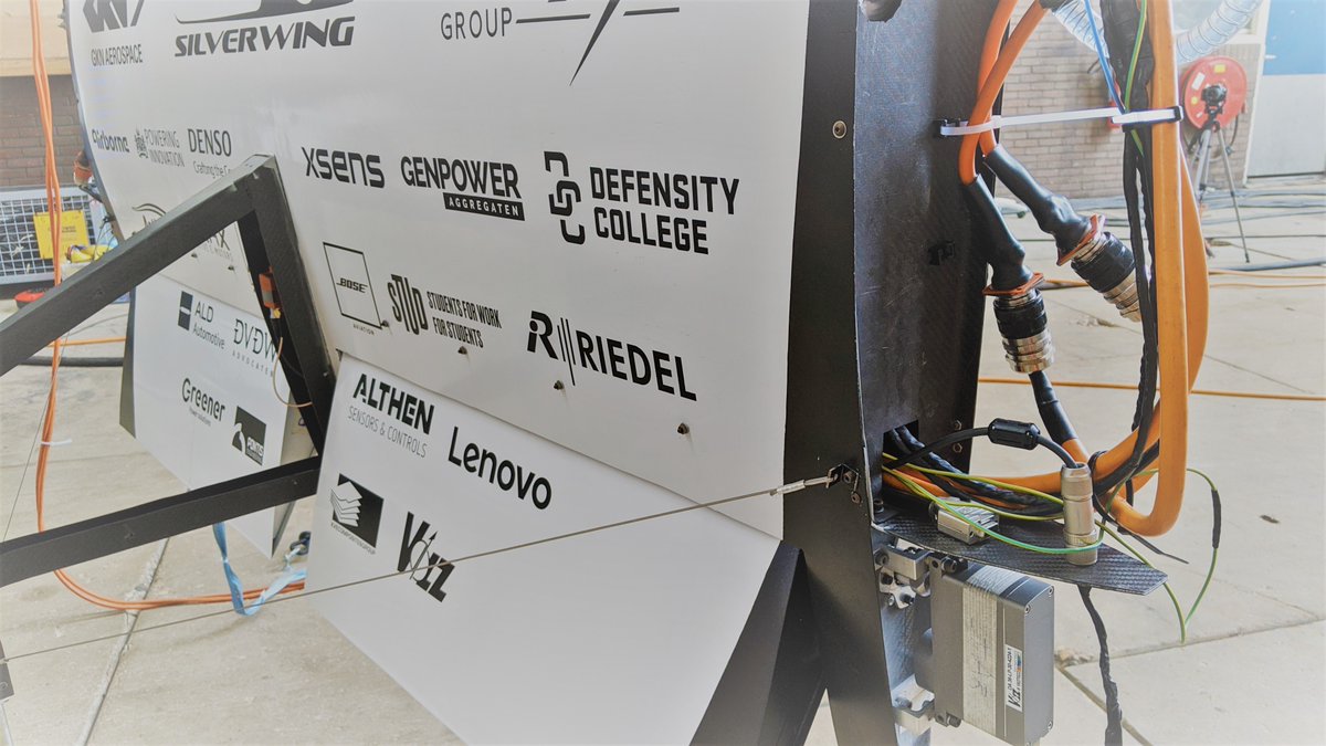 Check out this exciting project of <a href="/teamsilverwing/">Silverwing Personal Flight</a>, which we support with our Bolero. The young engineers of TU Delft are developing a fully electric, vertical take-off aircraft for personal use. Sounds crazy, right? 

#Bolero