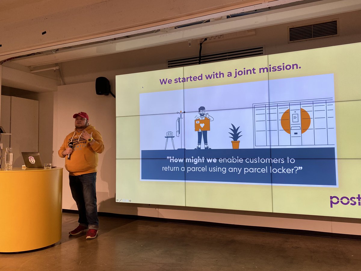 #servicedesign sdn meetup unboxing at Posti: insights over opinions. <a href="/SDNetwork/">Service Design Network</a> #palvelumuotoilu