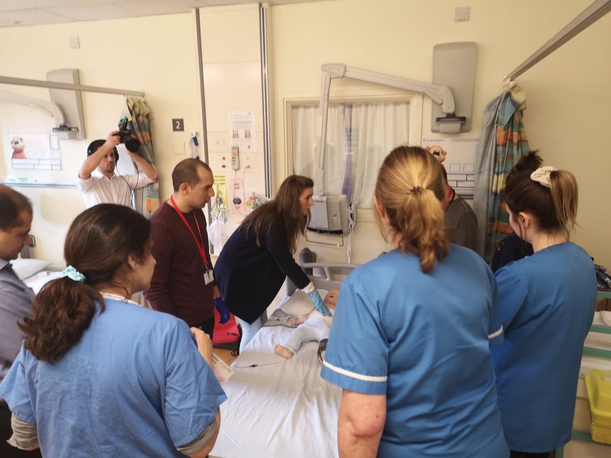 KIDSNTS's tweet image. Afternoon RAPT session with @WyeValleyNHS team penetrating trauma injury and duct dependant lesion scenarios with video debriefing #multidisciplinarysimulation #stabilisationofthesickchild #trauma #videodebrief #pedsicu @WFPICCS @Bham_Childrens @drzaf_pic @Laerdal_UK @Simulaids
