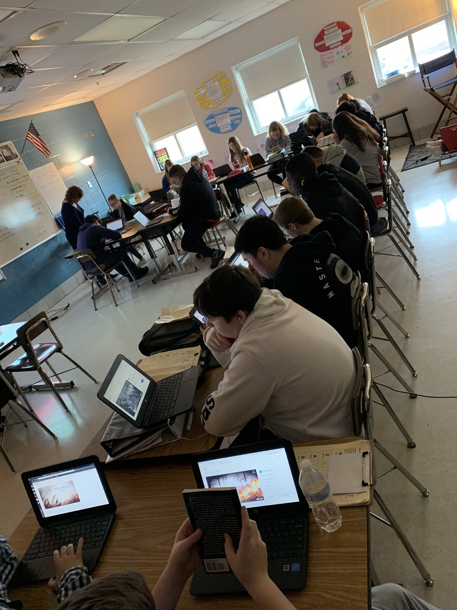 MsBuchanan305's tweet photo. Using EdPuzzle today to explore Historical Fiction through book trailers. #WMS #SCEdTech #CapstoneAcademy https://t.co/mpL9BUT96L