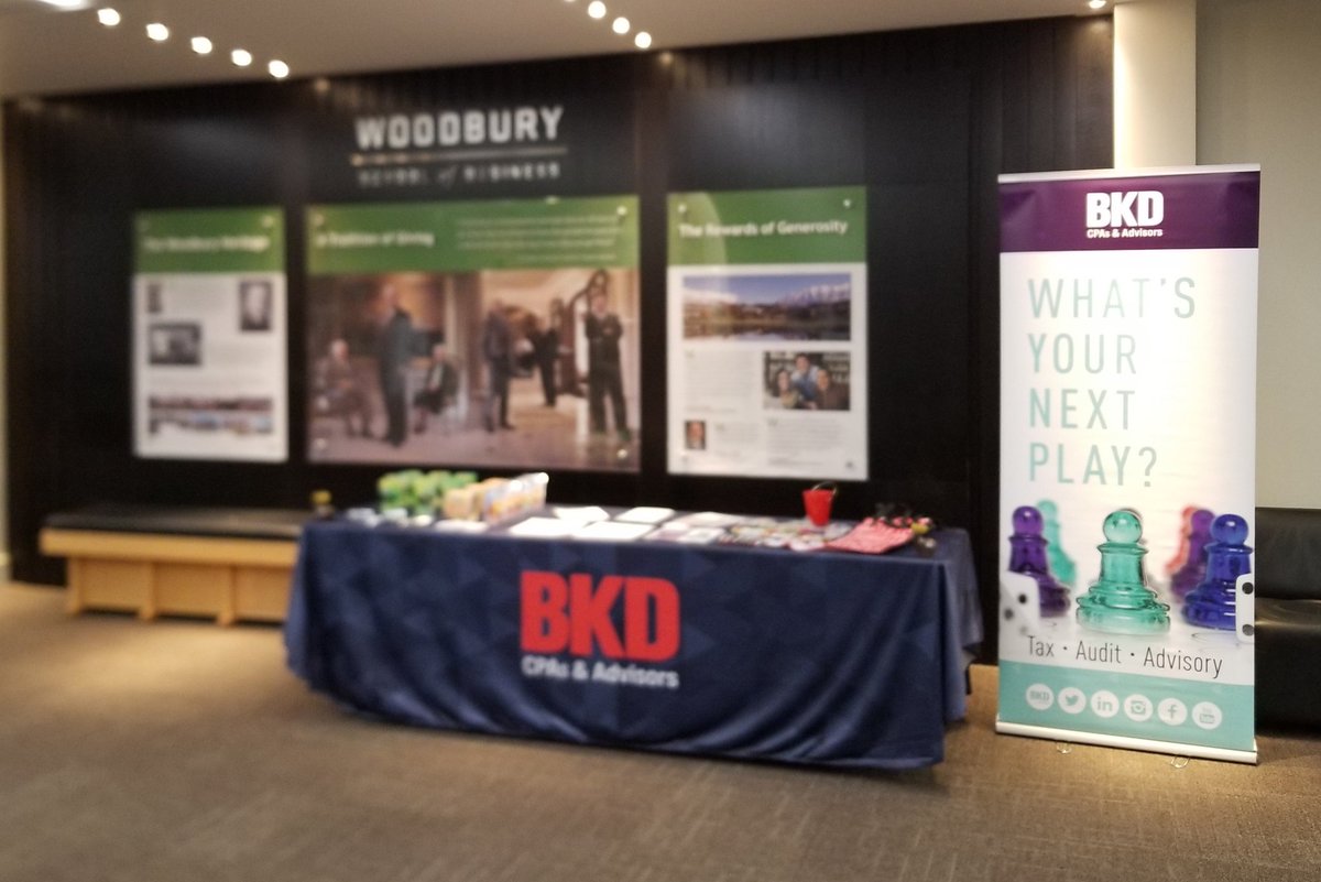 ChristineFelke's tweet photo. Visit #BKDLLP this am at #UVU Woodbury School of Biz atrium to learn about accounting internship opportunities. I've got treats! https://t.co/lBoffKBqjs