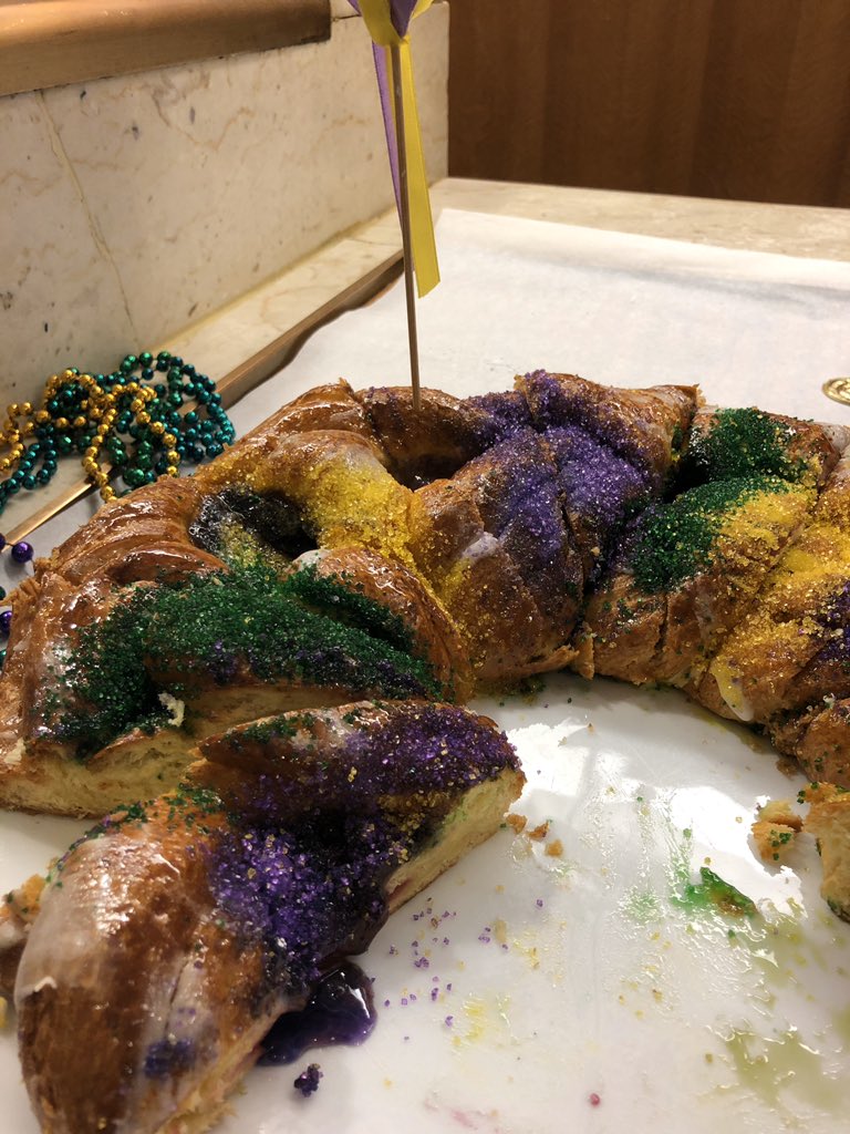 GSISocial's tweet image. It’s #MardiGras! Take the time today to celebrate #FatTuesday and all the delectable goodies that come with it. King cake, anyone?