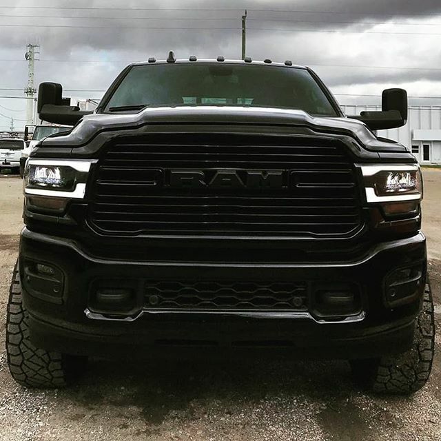 Mean muggin! 👊
TruckDaily.com ift.tt/390NHM9