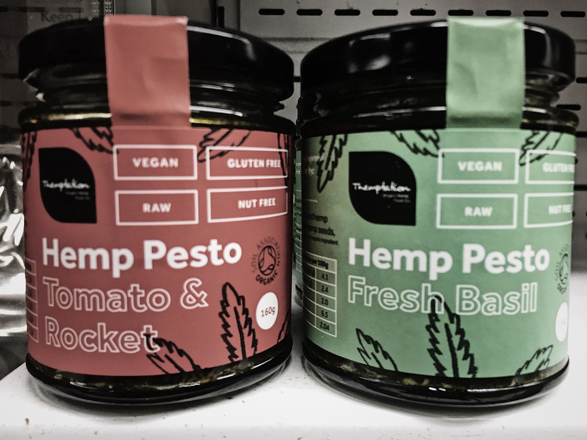 RealFoodBox's tweet image. New In: fresh hemp pestos by @THemptationFood 

Delicious, nutritious, and totally versatile, we spread 'em on our bread, pour 'em on our pasta, and dip our chips in 'em! 

Available now from Real Food Box in fresh basil or tomato &amp;amp; rocket. 

#hemp #cornish #shoplocal #vegbag
