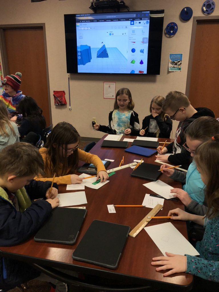 dcderichs's tweet photo. Third graders ❤️ their design challenge from Mr. Fleming: create geometric solids on 📝 &amp; @tinkercad 📏📐✏️ #TeachUp @MillardPS https://t.co/MXAiob0Xd7