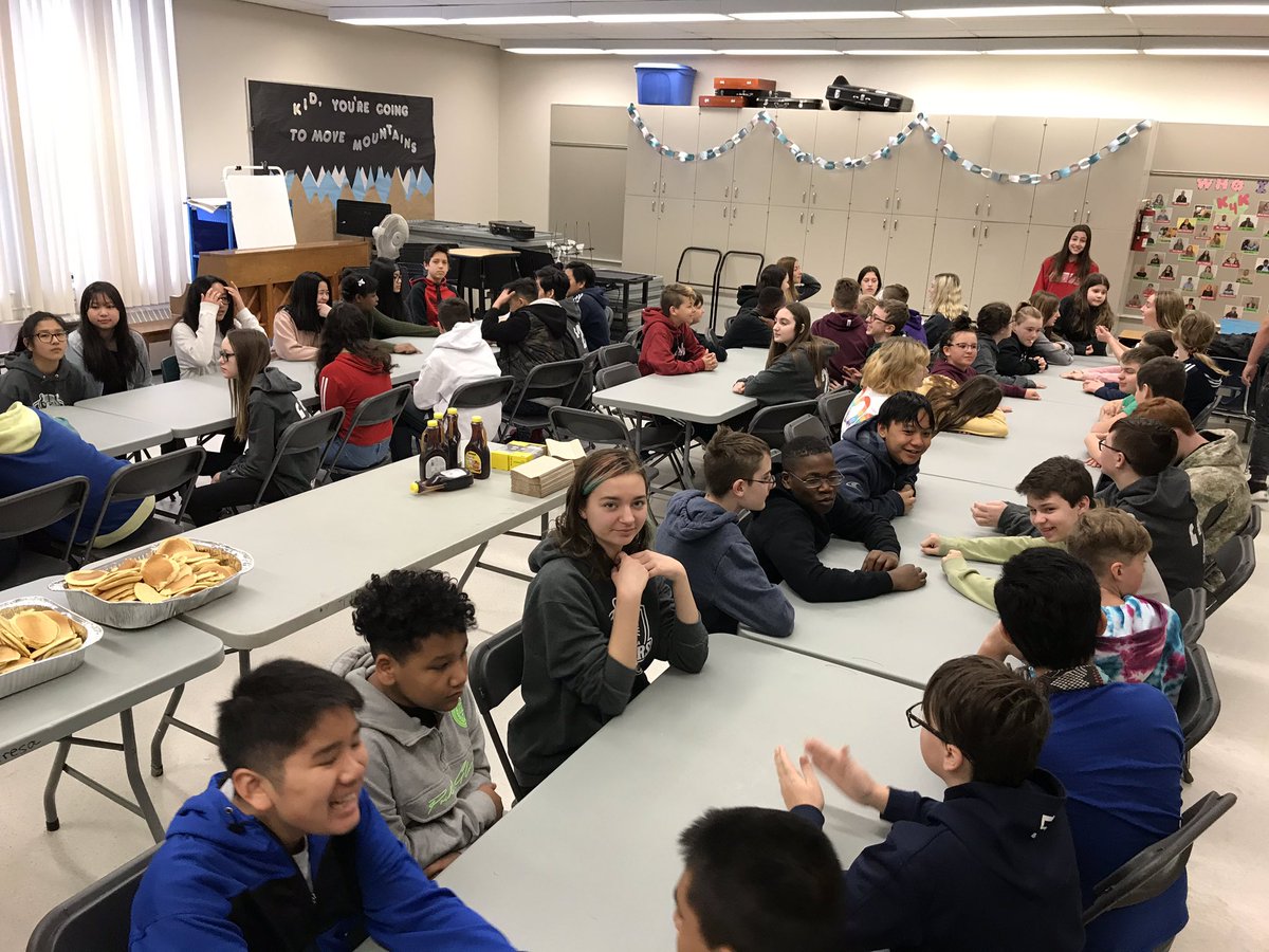 EwertAmanda's tweet photo. We had such a great morning celebrating Shrove Tuesday and building relationships with each other. https://t.co/uAMh8WzYoj