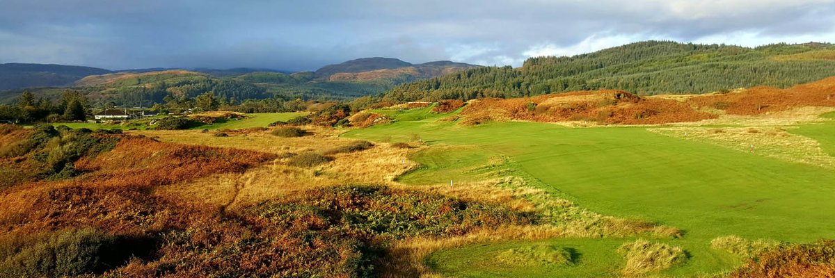 C is for Carradale. Does this picture not make you want to visit this beautiful settting? @CarradaleGolf on the Kintyre peninsula in the west of Scotland has panoramic views to Arran. The tricky course has small greens and many testing, natural hazards. golfindependent.com/golf-courses/C…