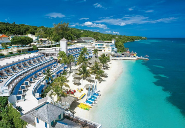 Can’t wait for spring to arrive? Escape to warmer weather with these March deals! ow.ly/aCs850yvyKF