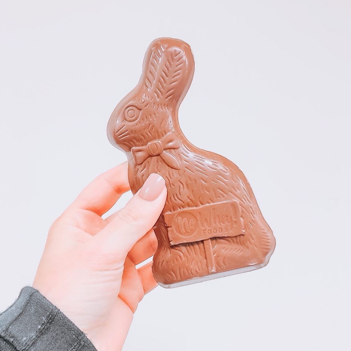 nowheychocolate's tweet photo. 😂 Who else eats the ears first??? 😋🐇 (no bunnies were harmed 💯) #milkless #allergyfriendly #vegan https://t.co/wuMW58iz2Z