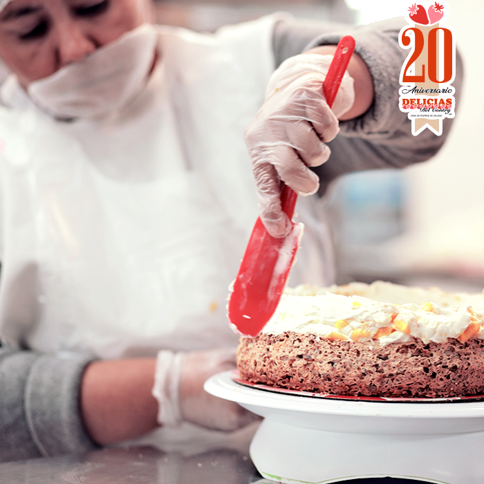 Delicias_Fans's tweet photo. Agradezcamos a las personas que realizan nuestros deliciosos pasteles y crean los sabores que deleitan nuestro paladar 🙌

¿Cuál es tu pastel favorito?

#DeliciasDelContry
#SiempreOriginales https://t.co/wAi4tLPseS