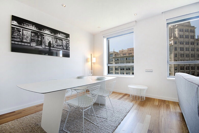 YouStylish's tweet photo. ❤️ 50% OFF this beautiful, 2 bedrooms, the 110m2 apartment is right in the heart of the city center on the emblematic Passeig de Gracia street, right around the corner from the Plaza Catalunya and the Ramblas. ⠀

⠀ https://t.co/qgBZDdMOum