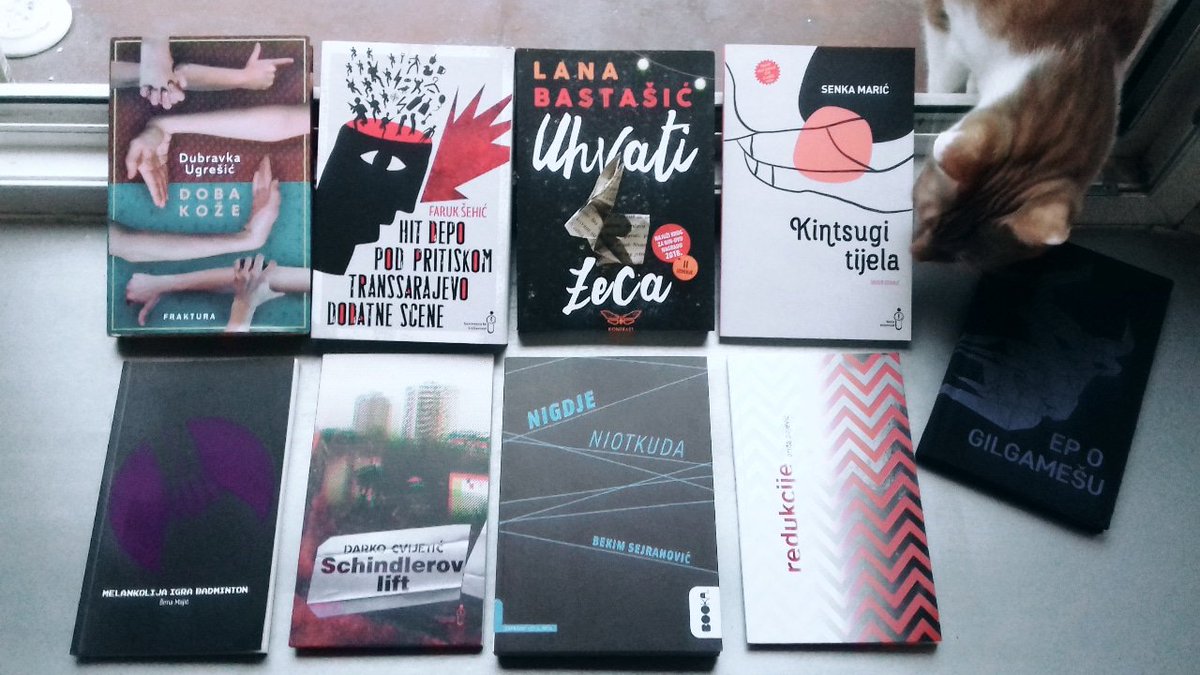 Borjen's tweet photo. Svježa nabavka za ličnu biblioteku (ovu brnjensku). Bližim se 500. knjizi. Skoro svaka je pomno birana tokom proteklih šest i pol godina. #borjenrecommends #trljaruke #senkamaric #dubravkaugresic #lanabastasic #simamajic #anitapajevic #faruksehic #bekimsejranovic #darkocvijetic https://t.co/ilVztT660L