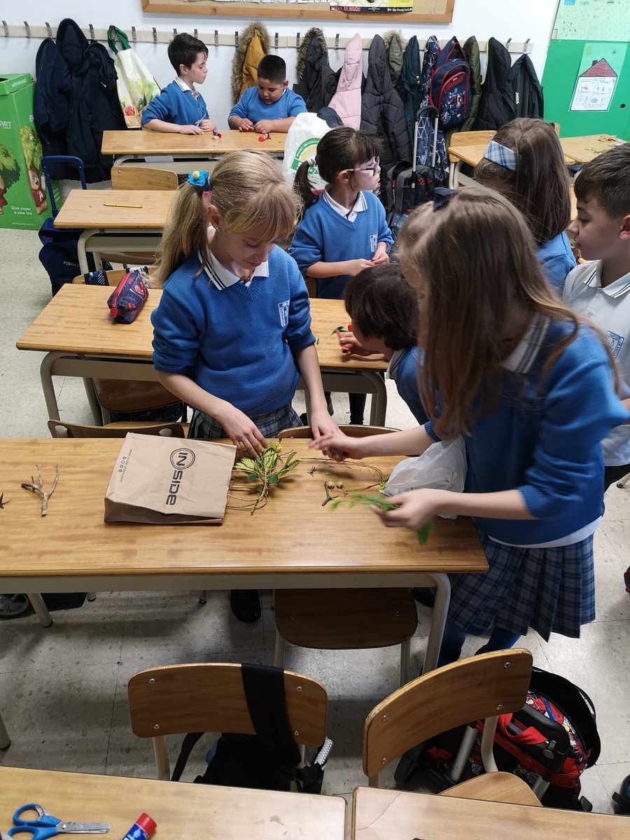JuanXXIIIZaidin's tweet photo. En 2° de primaria, hemos realizado juntos nuestro proyecto «volcánico» 🌋, ¡Nuestros alumnos han disfrutado mucho!
☑️https://t.co/JT85IN60LC
#colegiogranada #primaria #educaciongranada #granada #volcal #proyecto https://t.co/02sfgc3xvF