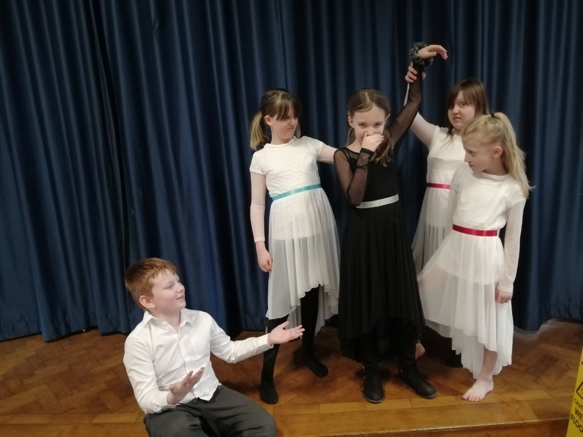 LauraSuter4's tweet photo. Couldn't be more proud of the children @ThanetPrimary today. Performing a physical theatre piece on bullying to their parents and guardians that was executed beautifully  and with such professionalism. Well done to all involved🎭#standuptobullying #youarenotalone https://t.co/5XkeYtUgdF