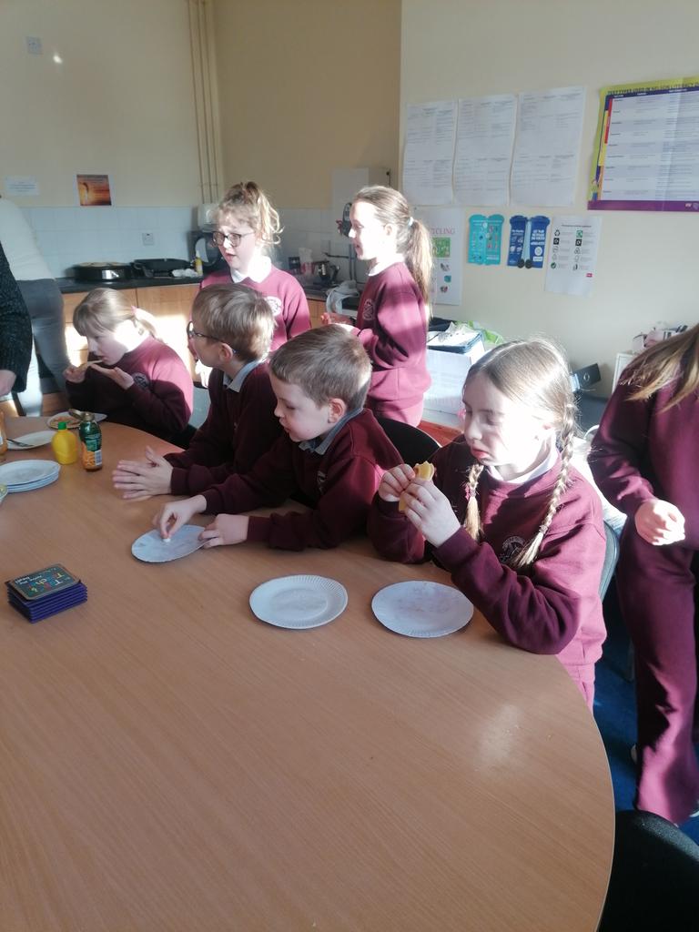 moyle_n's tweet photo. Enjoying Pancake Tuesday at school today. 🥞 https://t.co/N501Xmkw8L
