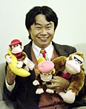 KRoolKountry's tweet image. I've made a discovery! The official Japanese DK website from the Rare era is still up. Some of the highlights: A bio page for all of the Kongs that reaffirms Cranky's identity as the original Donkey Kong, an interview with Miyamoto, and this wholesome, albeit low-res picture: