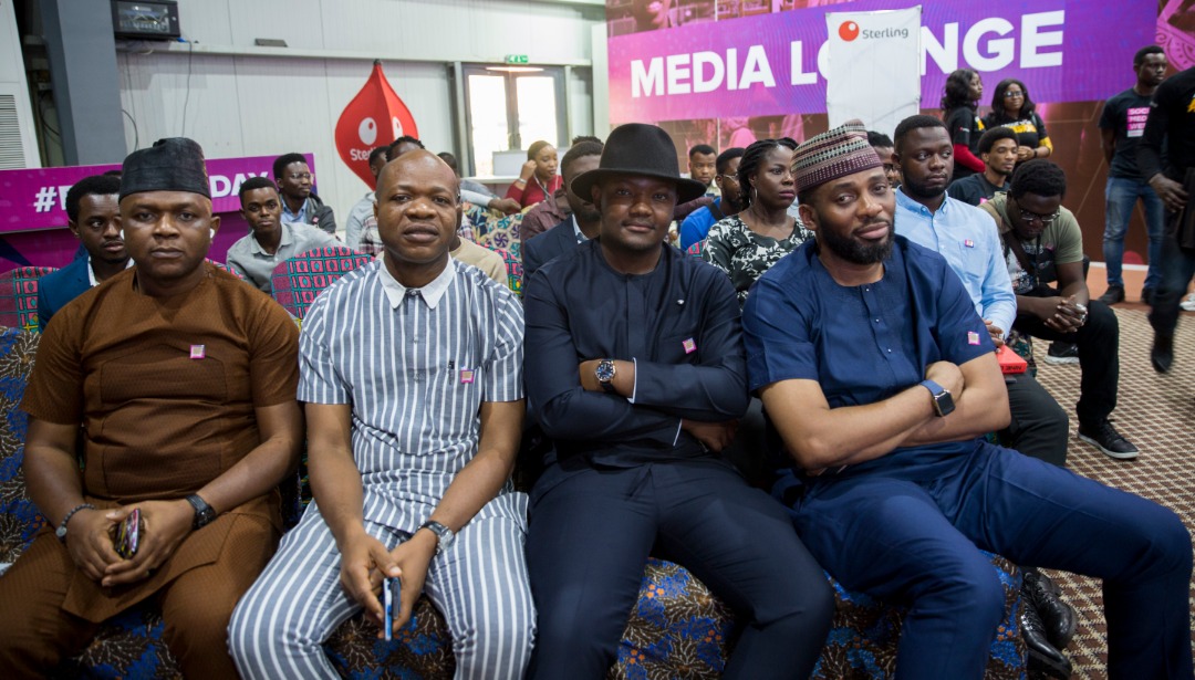 EmblueAfrica's tweet photo. The session got to a pleasant start by Tokologo Phetla's keynote with a brief introduction, stating the importance of artificial intelligence to brands and how they can seamlessly reach their customers.
#SMWLagos2020 #SMWLagos #embleafrica #ChristopherAI #ArtificialIntelligence https://t.co/AqZToa2PHF